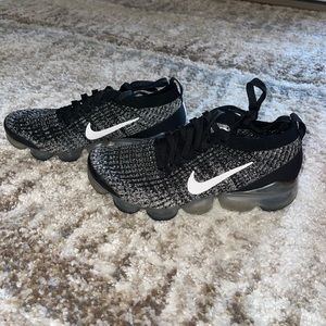 Nike Womens Air Vapormax Flyknit 3